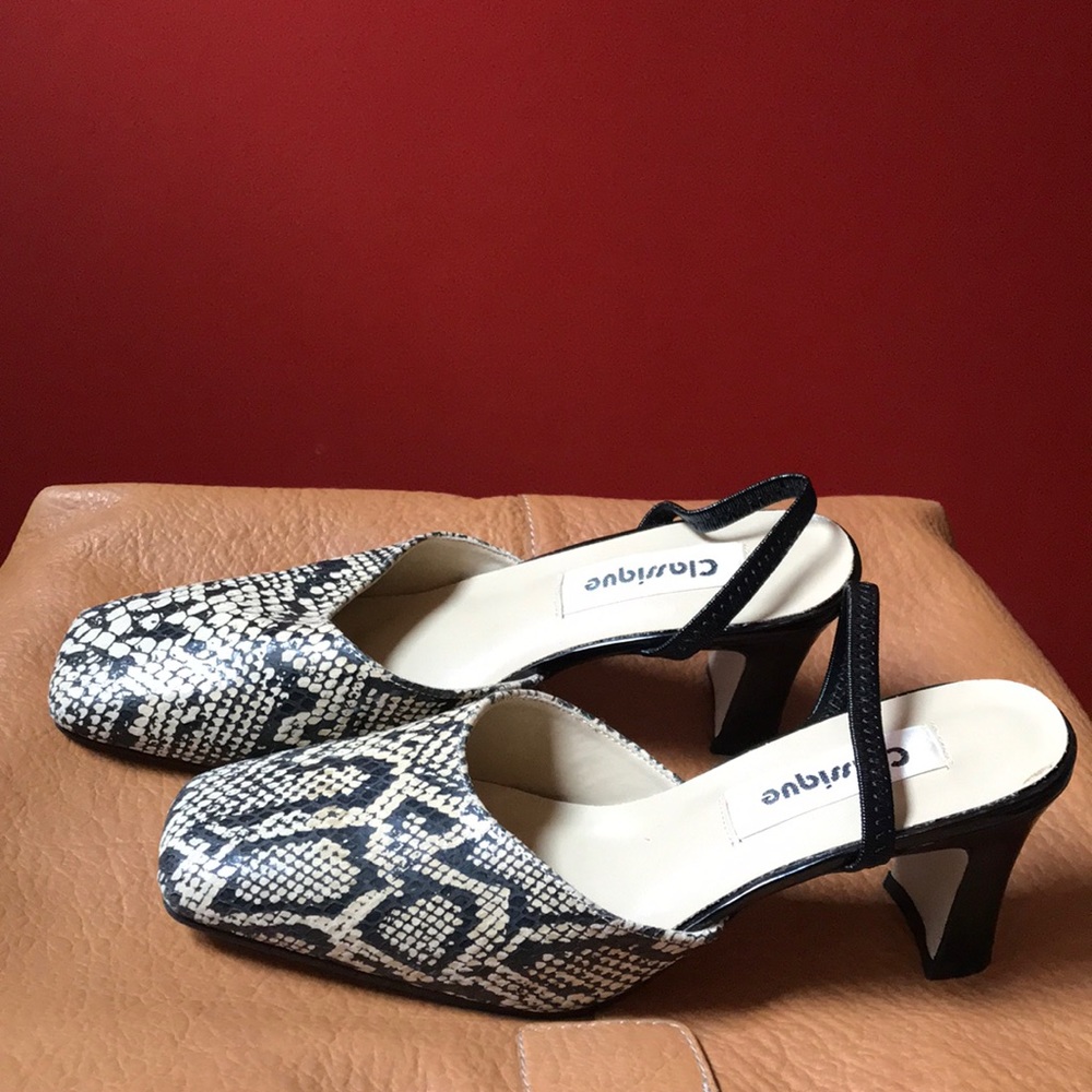 Vintage Snakeprint leather heels